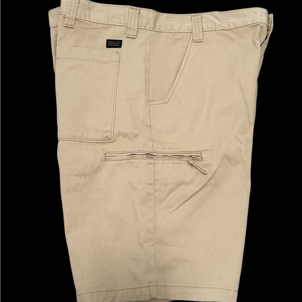 Men's Levi's Levi Strauss 40 XL Chino Khakis Cargo Utility Shorts Khaki NWT - Picture 5 of 9